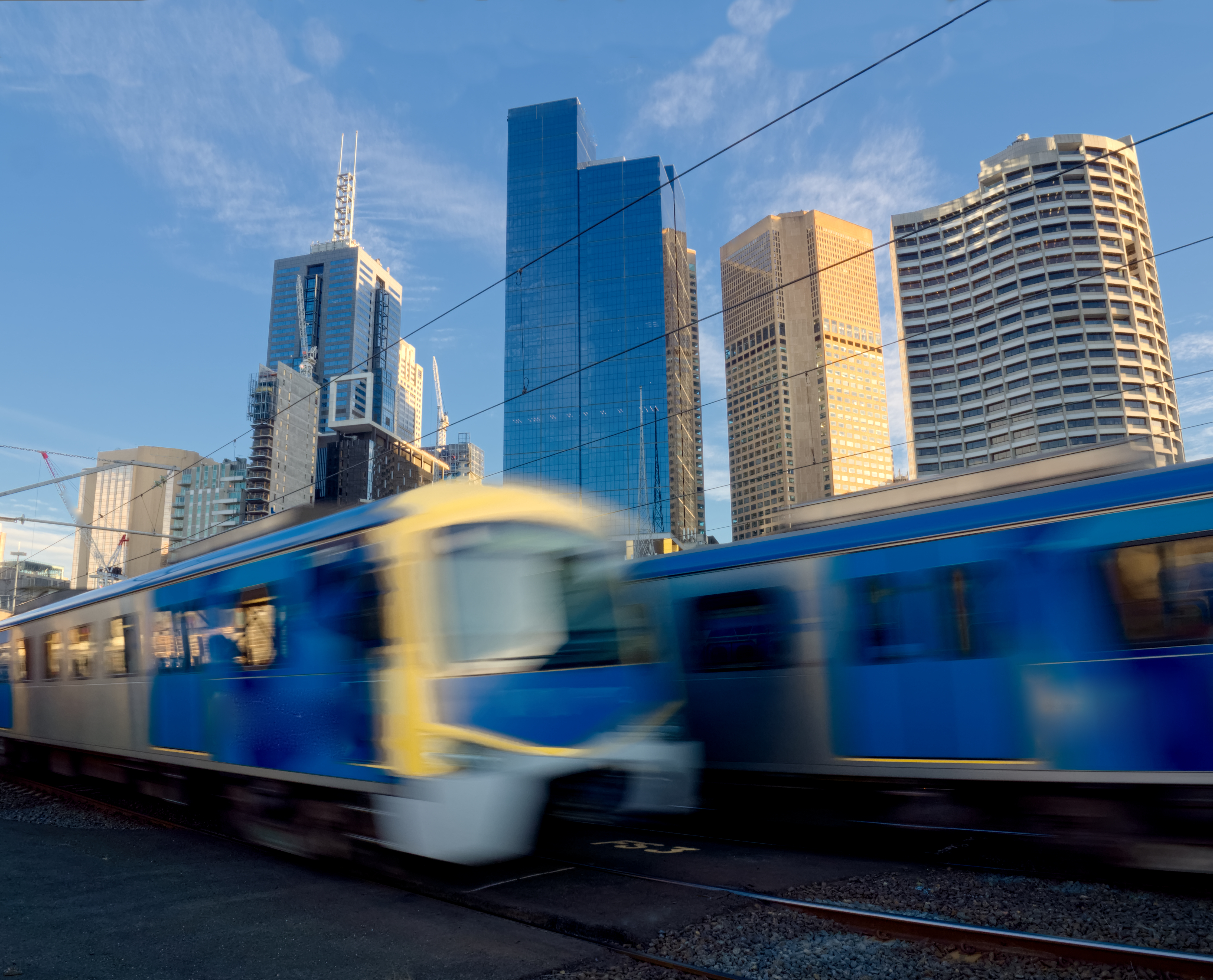 Image VIC trains travelling at speed in Melbourne
