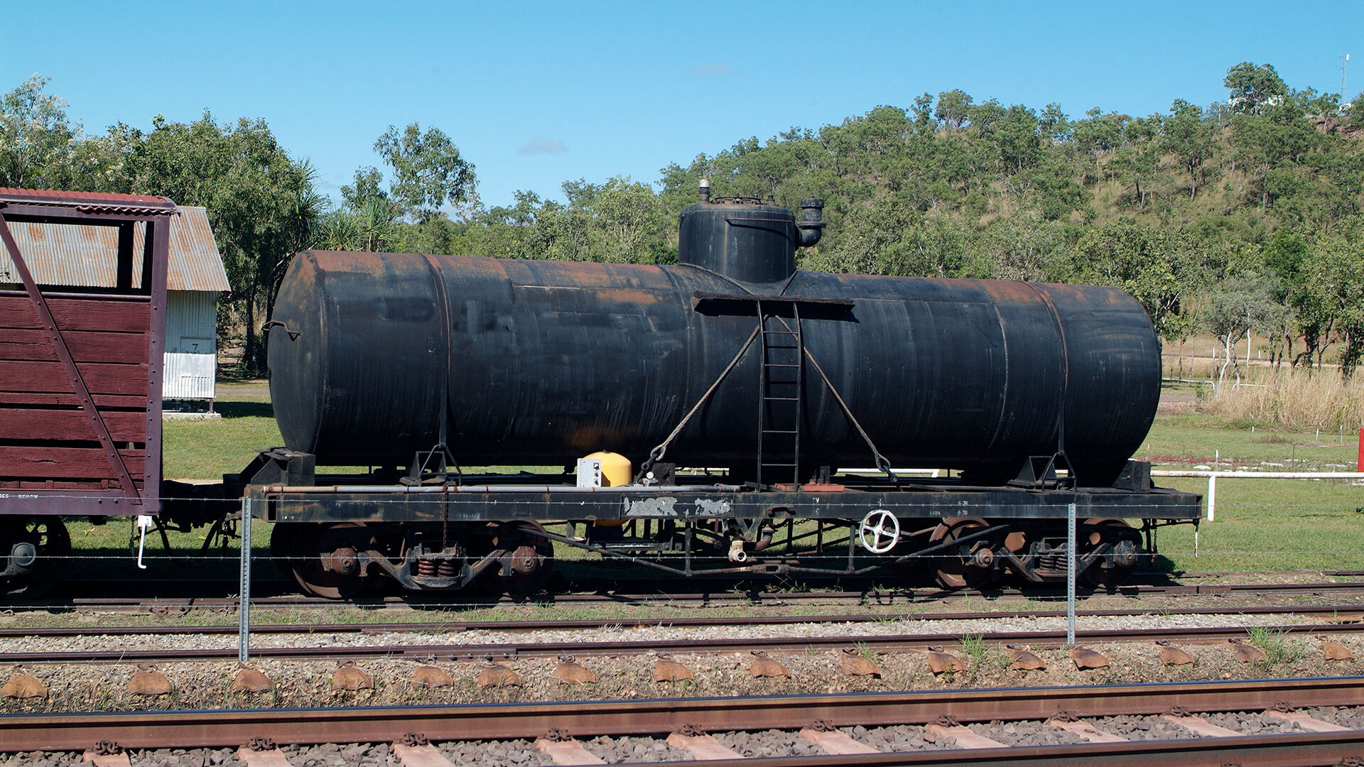 Safety message - Maintain rolling stock assets